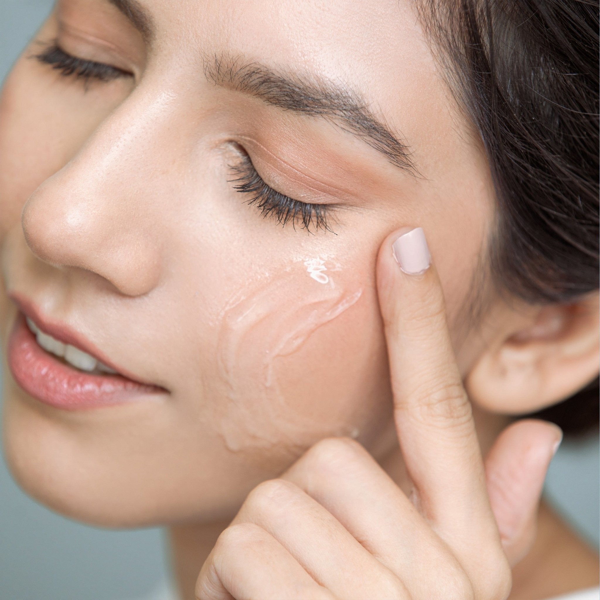 Aloe Therapy Ultra Gentle Facewash - Hira Ali